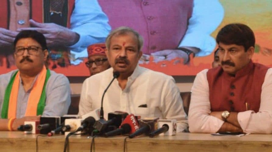 क्या तीनों नगर निगमों को एक करके दिल्ली का चुनाव जीत सकती है बीजेपी?